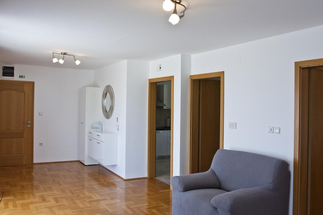 Apartment Noel Kaštela Buitenkant foto